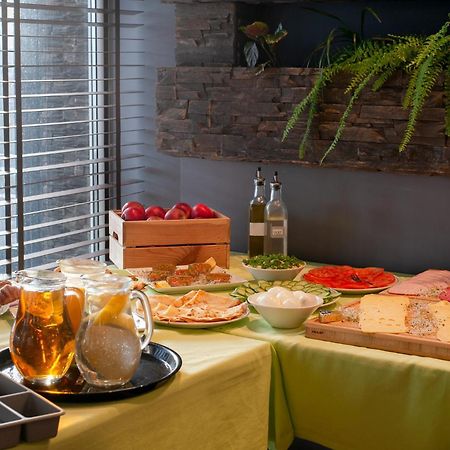 Plonia Resort Екстериор снимка