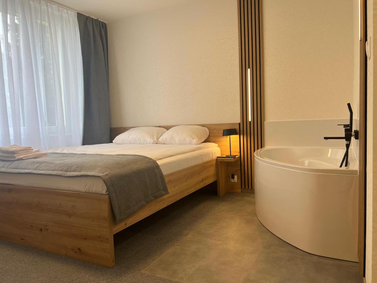 Plonia Resort Екстериор снимка